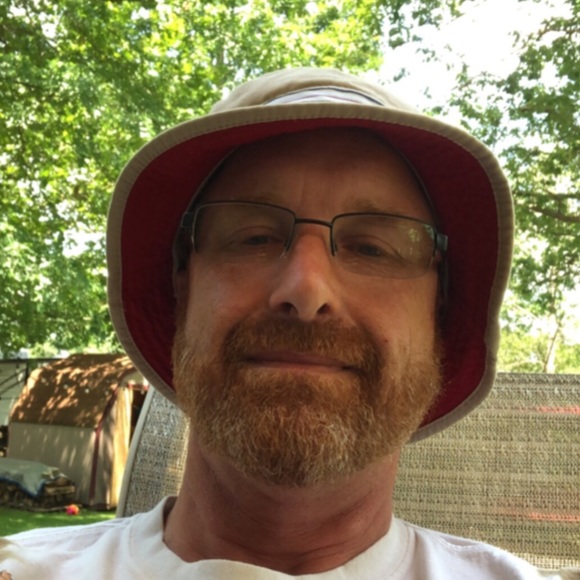 Meet your Posher, Erik - Picture 1 of 1